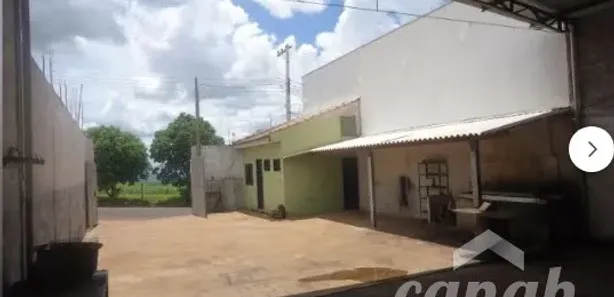 Loja / Salão / Ponto Comercial à venda, 260m² no ., Cravinhos