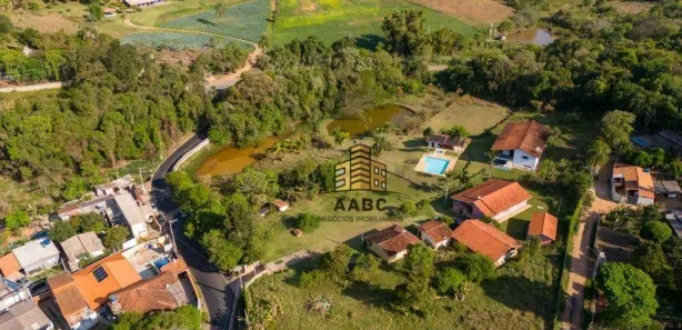 Fazenda / Sítio / Chácara com 11 Quartos à venda, 26000m² no , Ibiúna