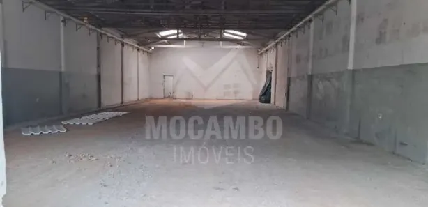 Loja / Salão / Ponto Comercial para alugar, 273m² no Jardim de Lucca, Itatiba
