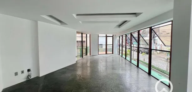 Loja / Salão / Ponto Comercial à venda, 44m² no Centro, Nova Friburgo