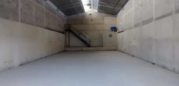 Galpão / Depósito / Armazém à venda, 330m² no Belvedere, Ribeirão das Neves