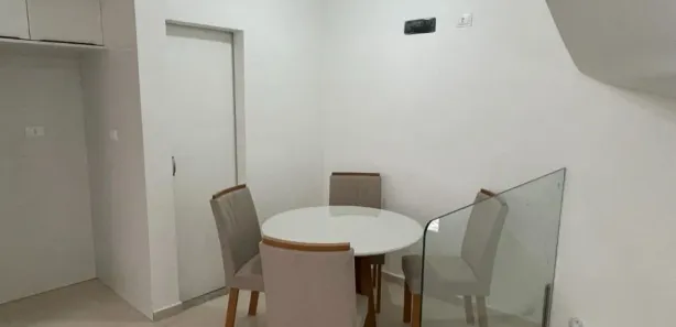 Fazenda / Sítio / Chácara com 2 Quartos à venda, 102m² no Campo Grande, Santos