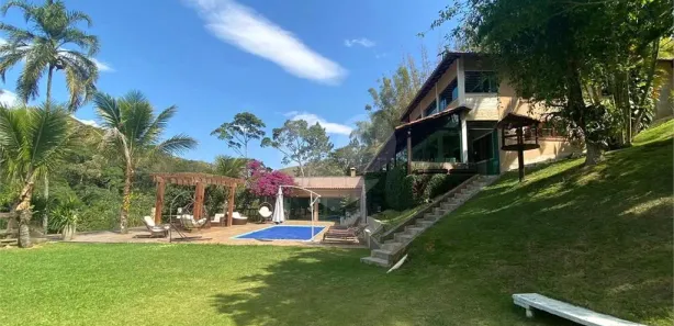 Fazenda / Sítio / Chácara com 3 Quartos à venda, 600m² no Ipiabas, Barra do Piraí
