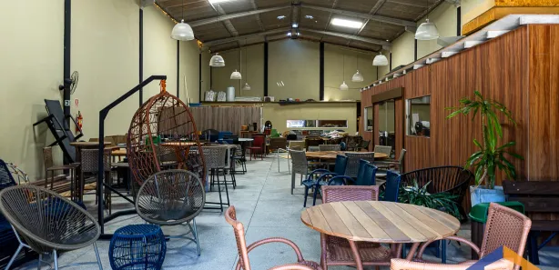 Galpão / Depósito / Armazém para venda ou aluguel, 900m² no Coroa do Meio, Aracaju