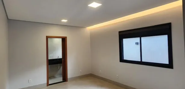 Casa de Condomínio com 3 Quartos à venda, 185m² no Jardins Nápoles, Senador Canedo
