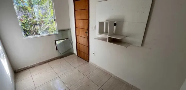 Casa com 2 Quartos para venda ou aluguel, 100m² no Vila Emil, Mesquita