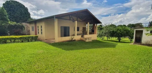 Fazenda / Sítio / Chácara com 2 Quartos à venda, 120m² no Parque Residencial Tancredi, Americana