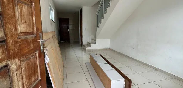 Casa de Condomínio com 2 Quartos para alugar, 65m² no Parque Leblon, Caucaia