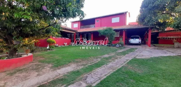 Fazenda / Sítio / Chácara com 3 Quartos à venda, 250m² no Estância Lago Azul (Ártemis), Piracicaba