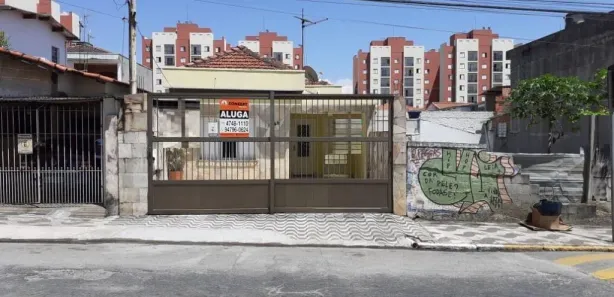 Casa Comercial com 2 Quartos para alugar, 70m² no Centro, Suzano