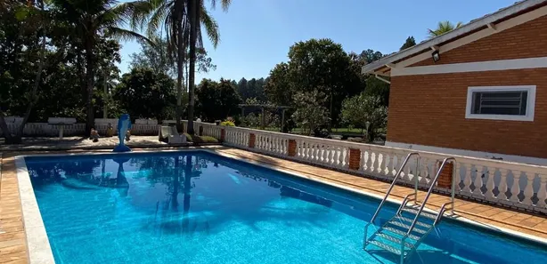 Fazenda / Sítio / Chácara com 4 Quartos à venda, 522m² no Jardim Porangaba, Águas de São Pedro