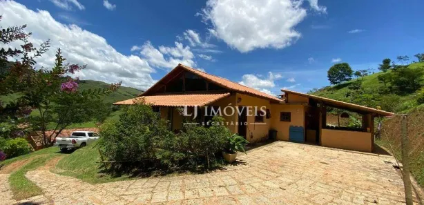 Fazenda / Sítio / Chácara com 4 Quartos à venda, 450m² no Pedro do Rio, Petrópolis
