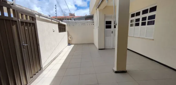 Casa com 3 Quartos à venda, 280m² no Grageru, Aracaju