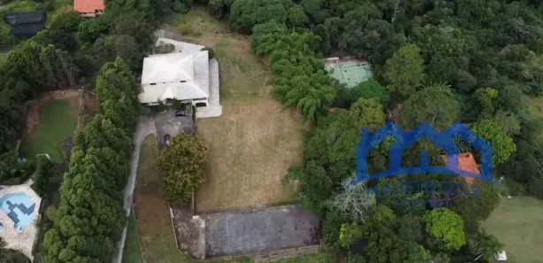 Fazenda / Sítio / Chácara com 5 Quartos à venda, 1700m² no , Mairinque