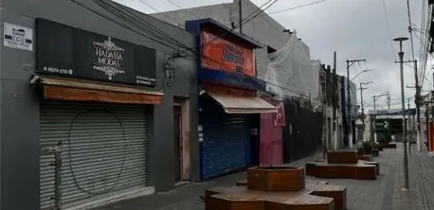 Loja / Salão / Ponto Comercial à venda, 219m² no Centro, Cotia