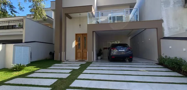 Casa de Condomínio com 3 Quartos para venda ou aluguel, 390m² no Vila Irene, São Roque