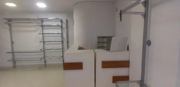 Loja / Salão / Ponto Comercial à venda, 78m² no Comercial, Resende