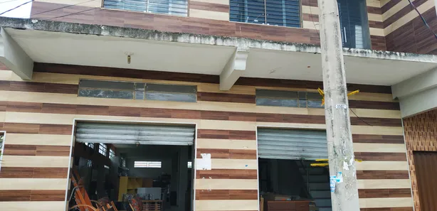 Loja / Salão / Ponto Comercial com 3 Quartos à venda, 300m² no Belvedere, Ribeirão das Neves