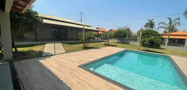 Casa de Condomínio com 3 Quartos à venda, 260m² no , Hidrolândia