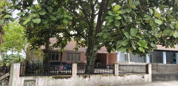 Terreno / Lote / Condomínio com 1 Quarto à venda, 80m² no , 