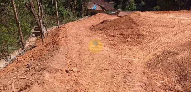 Terreno / Lote / Condomínio à venda, 2115m² no Bom Jardim, Araçariguama