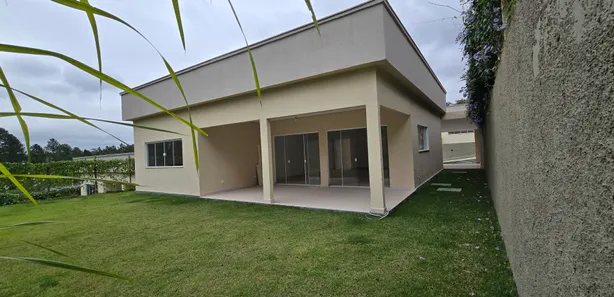 Casa de Condomínio com 3 Quartos para alugar, 198m² no Chácara dos Junqueiras, Carapicuíba