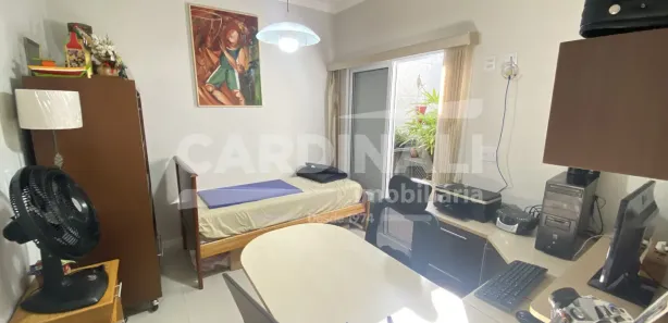 Casa de Condomínio com 3 Quartos para alugar, 170m² no Parque Sisi, São Carlos