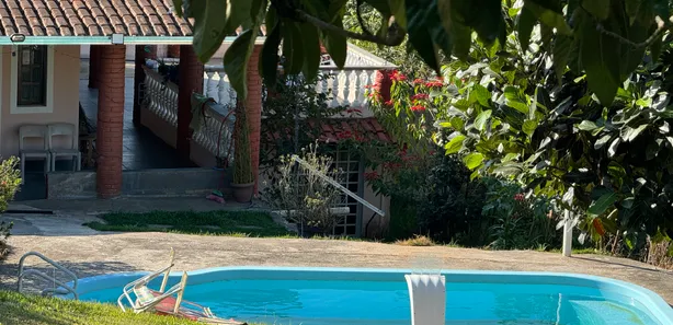 Fazenda / Sítio / Chácara com 3 Quartos à venda, 1000m² no Ibiúna, Ibiúna