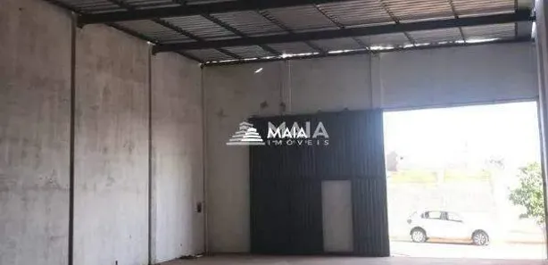 Galpão / Depósito / Armazém à venda, 200m² no Jardim Espanha, Uberaba