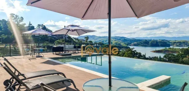 Casa de Condomínio com 3 Quartos à venda, 210m² no , Igaratá