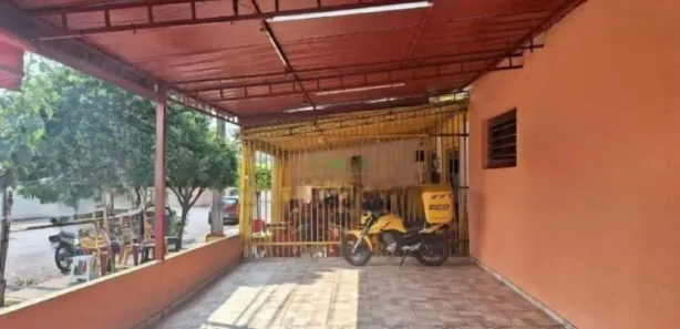 Prédio Inteiro à venda, 220m² no Conjunto Vivi Xavier, Londrina