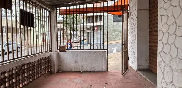 Loja / Salão / Ponto Comercial à venda, 64m² no Manoel Honório, Juiz de Fora