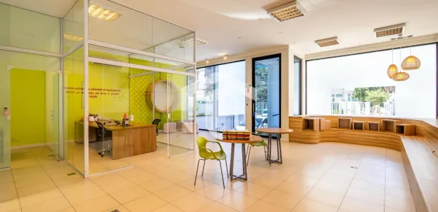 Prédio Inteiro com 9 Quartos para venda ou aluguel, 496m² no Cambuí, Campinas
