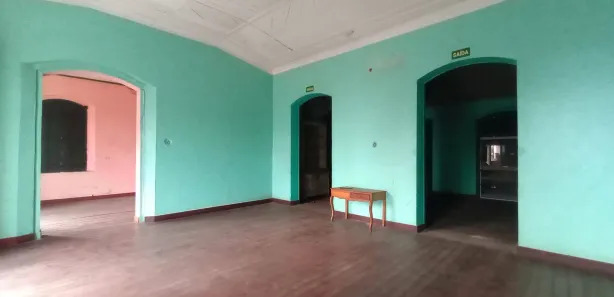 Loja / Salão / Ponto Comercial para alugar, 432m² no Centro, Santarém