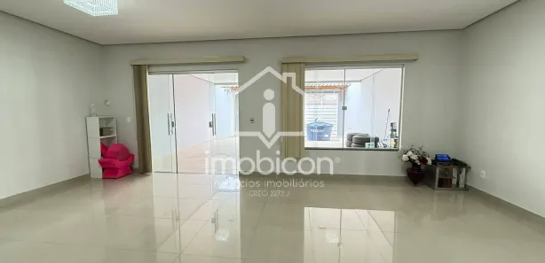 Sobrado com 3 Quartos para venda ou aluguel, 150m² no Brasil, Vitória da Conquista