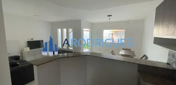 Casa com 3 Quartos para alugar, 270m² no Arembepe (Abrantes), Camaçari