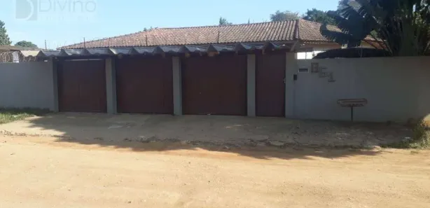 Fazenda / Sítio / Chácara com 5 Quartos para venda ou aluguel, 400m² no Jd N Sra Salete, Araçoiaba da Serra