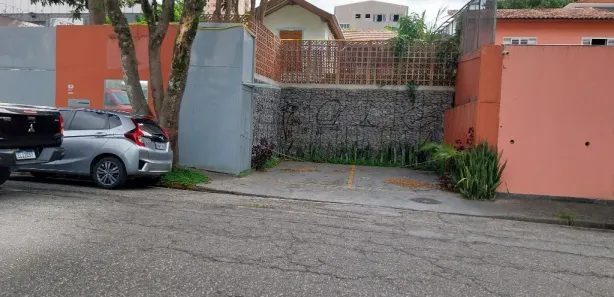 Prédio Inteiro para venda ou aluguel, 250m² no Caxingui, São Paulo