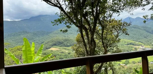 Fazenda / Sítio / Chácara com 6 Quartos à venda, 13000m² no Vargem Grande, Águas Mornas