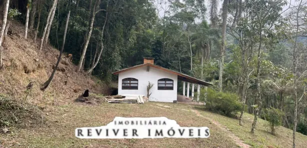 Fazenda / Sítio / Chácara com 7 Quartos à venda, 20000m² no Centro, Juquitiba