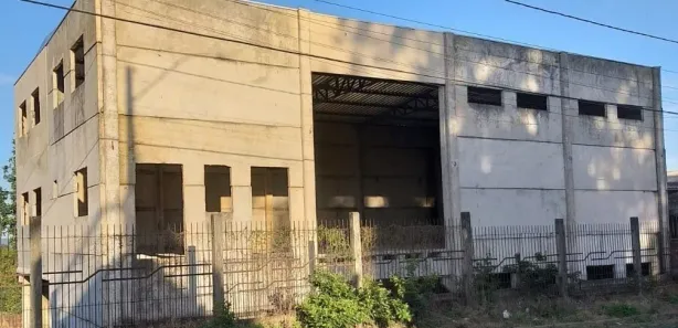 Galpão / Depósito / Armazém com 2 Quartos à venda, 511m² no Arroio da Manteiga, São Leopoldo