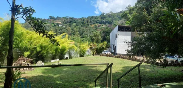 Galpão / Depósito / Armazém para alugar, 380m² no Parque do Imbui, Teresópolis