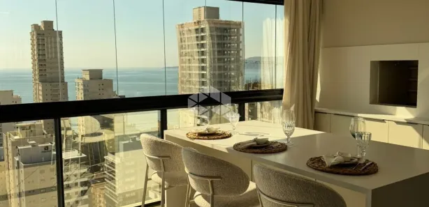 Apartamento com 3 Quartos à venda, 137m² no Meia Praia, Itapema