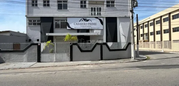 Galpão / Depósito / Armazém para venda ou aluguel, 429m² no Parque Jardim Carioca, Campos dos Goytacazes