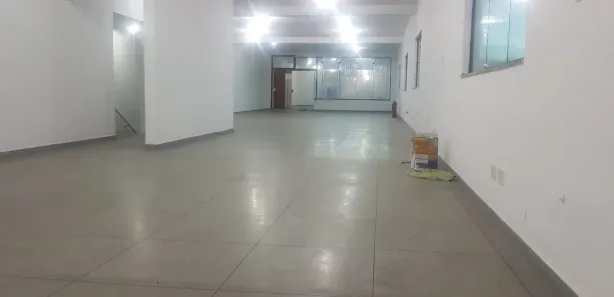 Prédio Inteiro para venda ou aluguel, 811m² no Jardim Vitória, Arujá