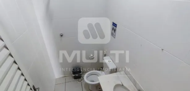 Loja / Salão / Ponto Comercial com 1 Quarto à venda, 97m² no Lídice, Uberlândia
