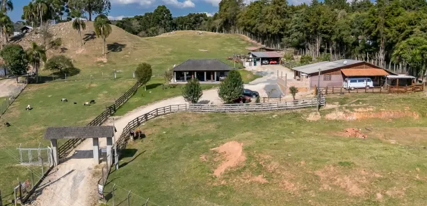 Fazenda / Sítio / Chácara com 2 Quartos à venda, 21306m² no Felpudo, Campo Largo