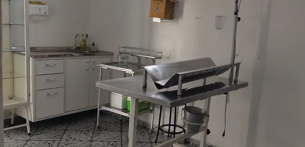 Casa Comercial para venda ou aluguel, 227m² no Jardim Maria Rosa, Taboão da Serra