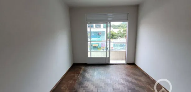Apartamento com 2 Quartos para alugar, 100m² no Centro, Nova Friburgo