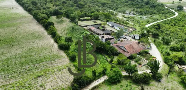 Fazenda / Sítio / Chácara com 4 Quartos à venda, 180m² no , Areial
